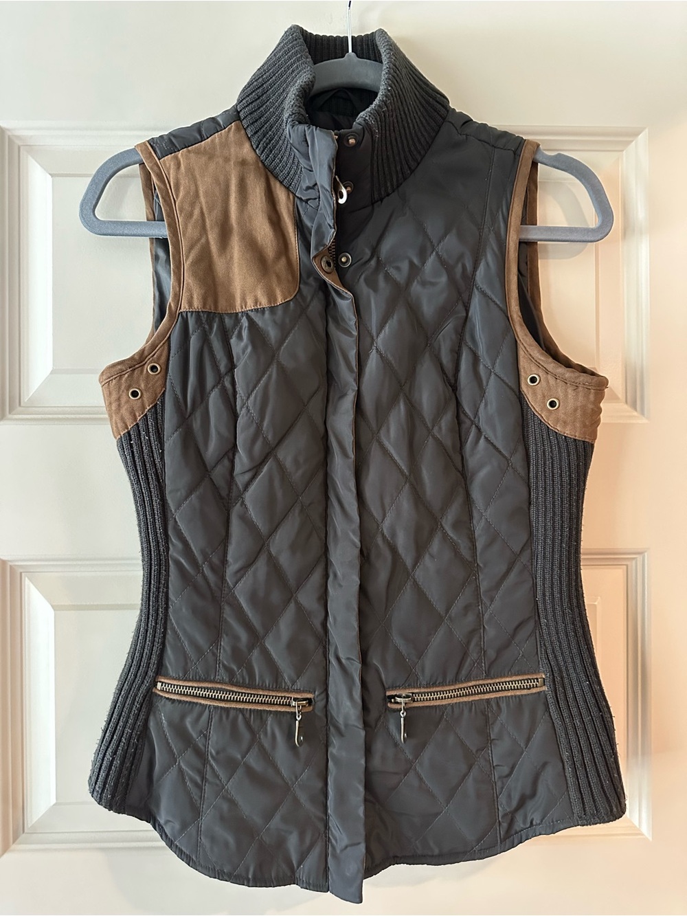 ZARA Basic Quilted Equestrian Vest with Brown Suede Accents
